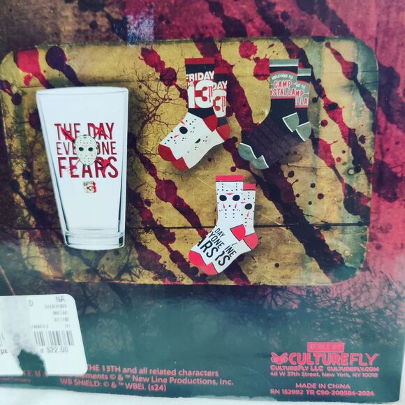 Friday the 13th 16 oz Pint Glass and 3 Pair of Crew Socks Bundle Jason Voorhees - Picture 3 of 7